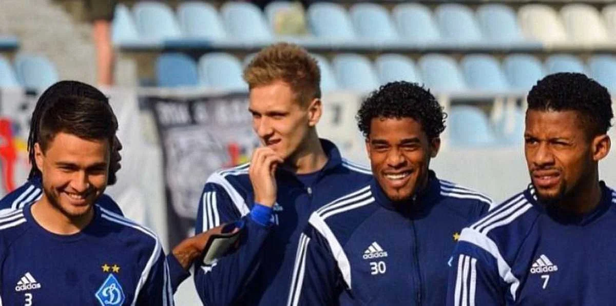 Бетао в компании игроков, которых уже нет в Динамо – Чумака, Теодорчик и Ленса / фото Инстаграм