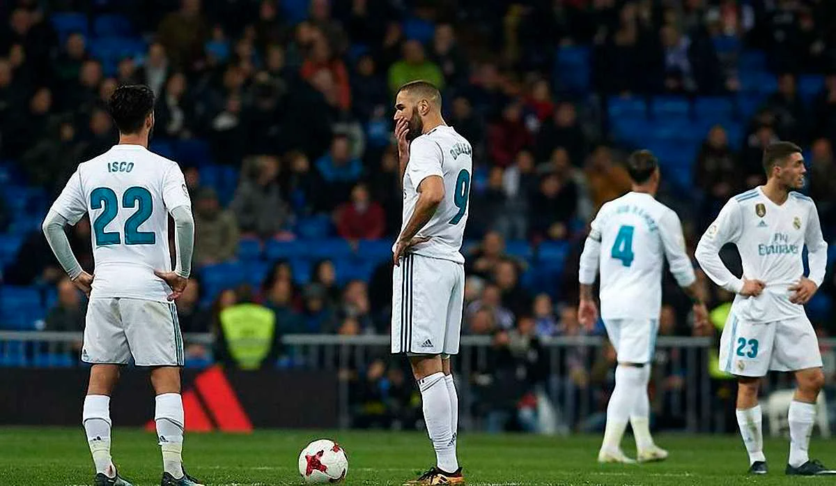 Карім Бензема поруч з Іско