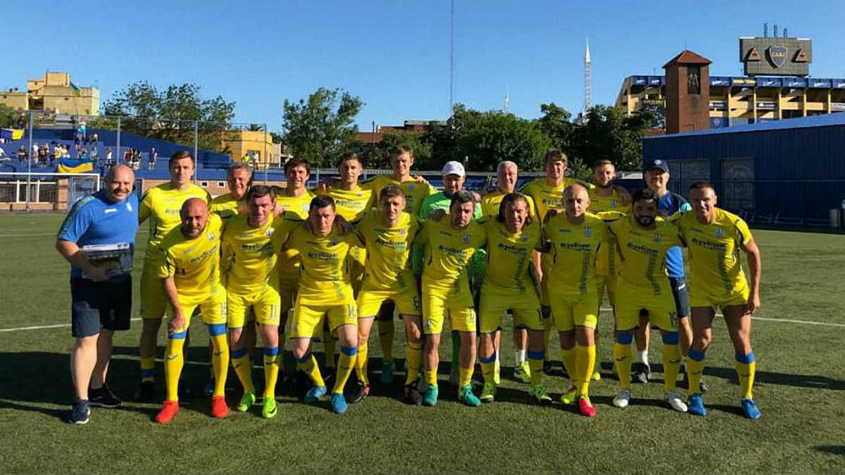 Сборная Украины среди ветеранов / фото со страницы сборной в Фейсбук