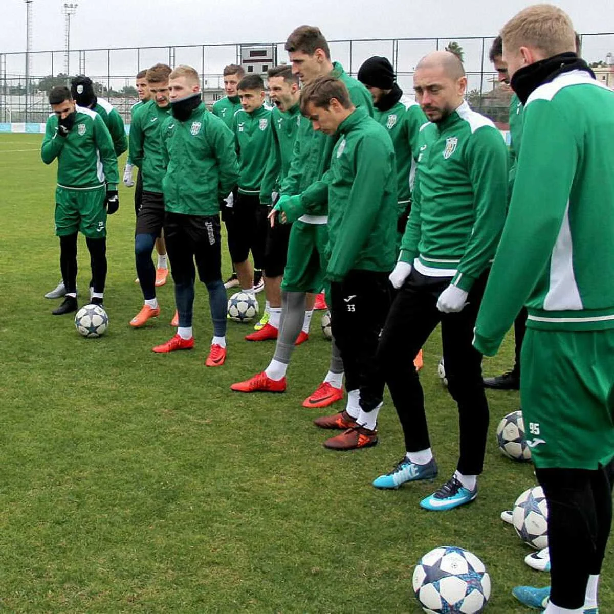 Карпаты на зимних сборах / Twitter Карпат