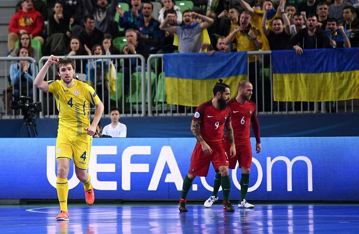 Футзал, Україна – Португалія / фото УЄФА