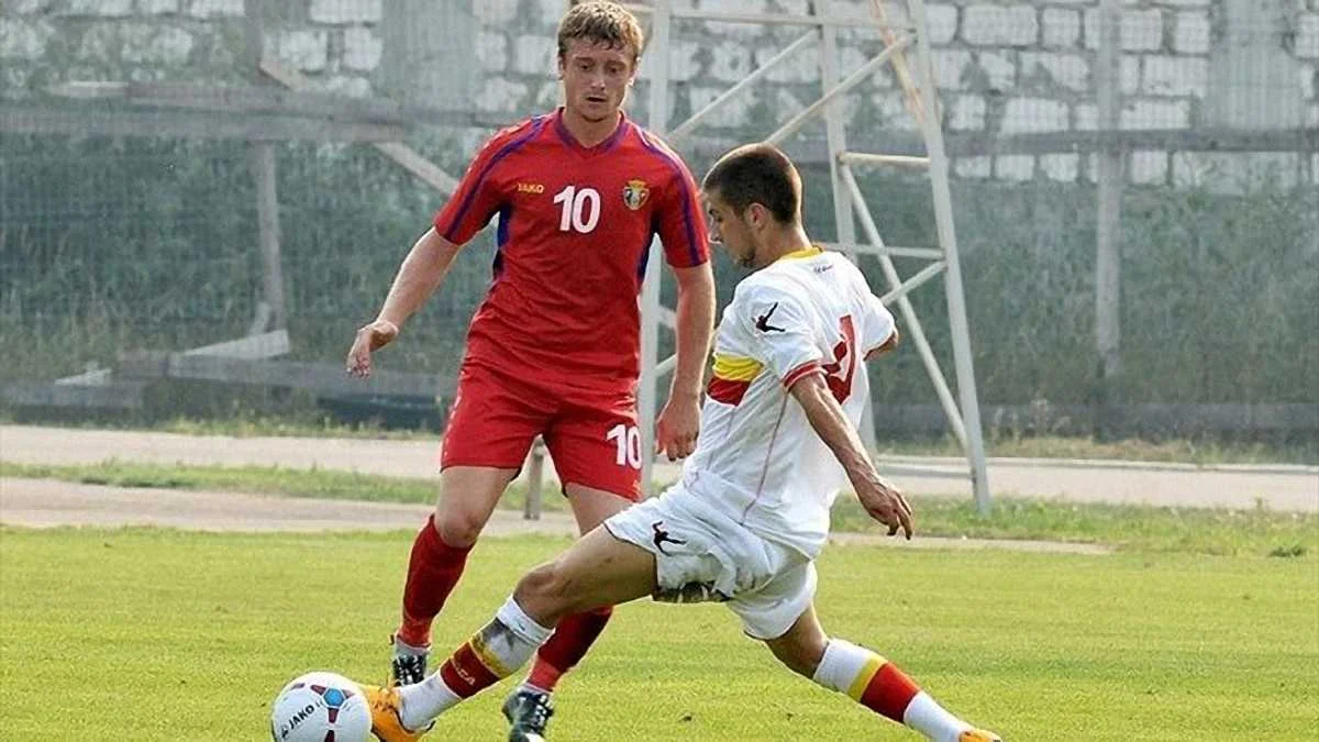 Дан Спэтару (слева) / Uefa.com