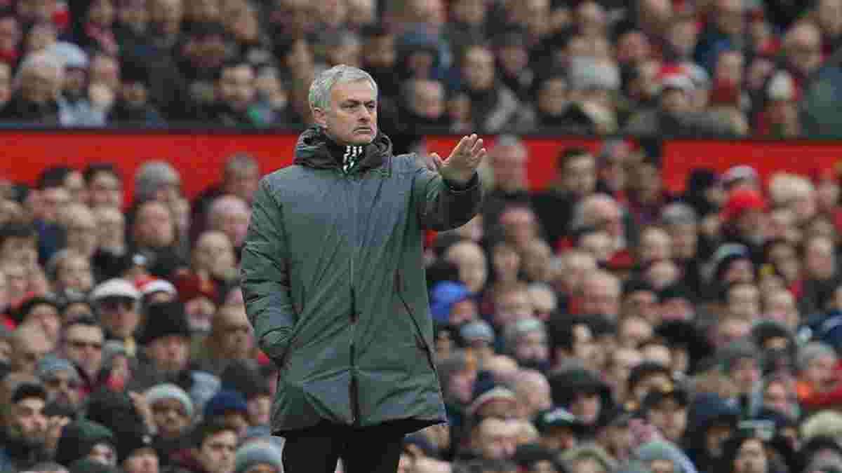 Руководство Манчестер Юнайтед хочет улучшить атмосферу на "Олд Траффорд" из-за слов Моуринью