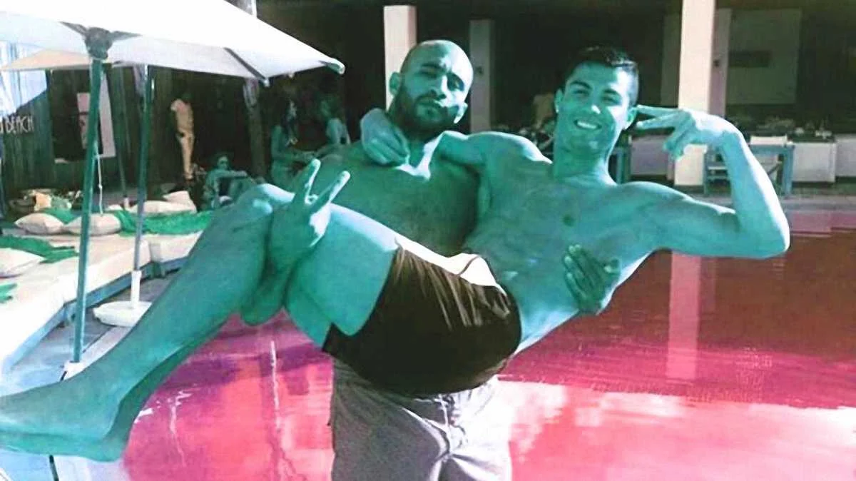 Бадр Хари и Криштиану Роналду: загадочная история дружбы