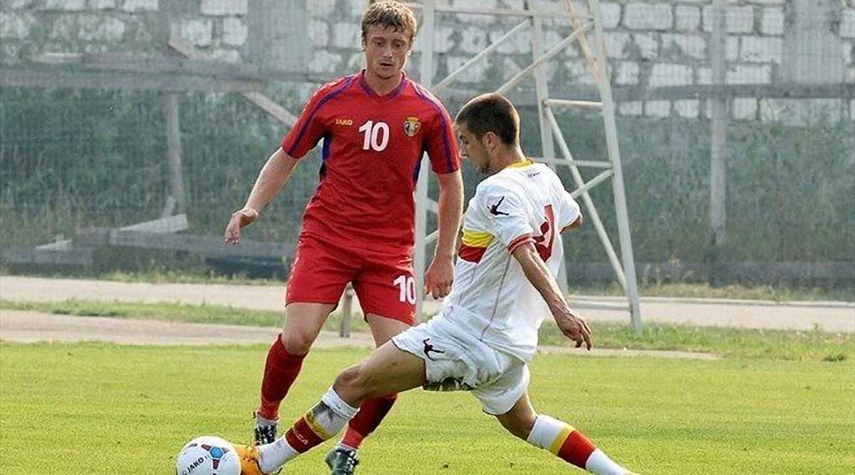 Дан Спетару (ліворуч) / Uefa.com