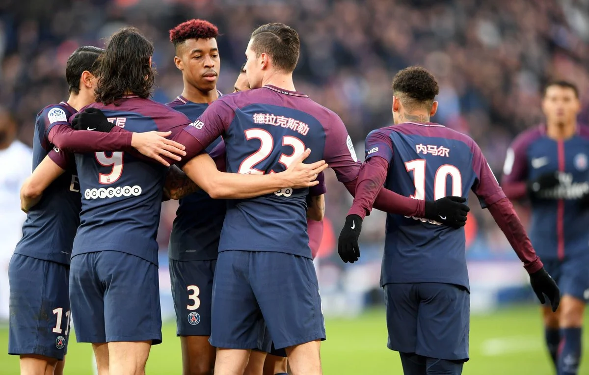 ПСЖ теперь пишет на китайском