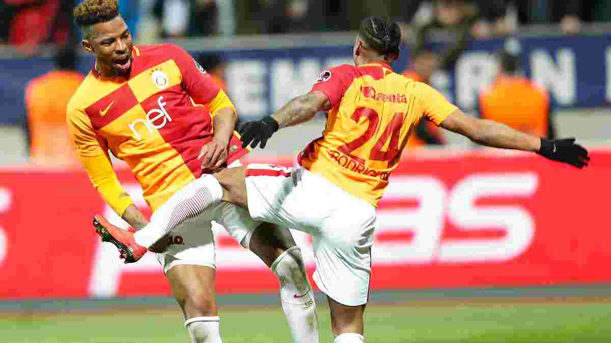 Гравці Галатасарая Донк та Родрігес організували розкішний гол у ворота Касимпаші
