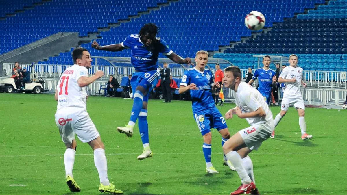 Верес та Динамо в матчі першого кола / фото: Футбол 24