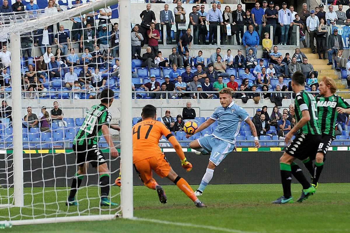 Іммобіле атакує ворота Сассуоло