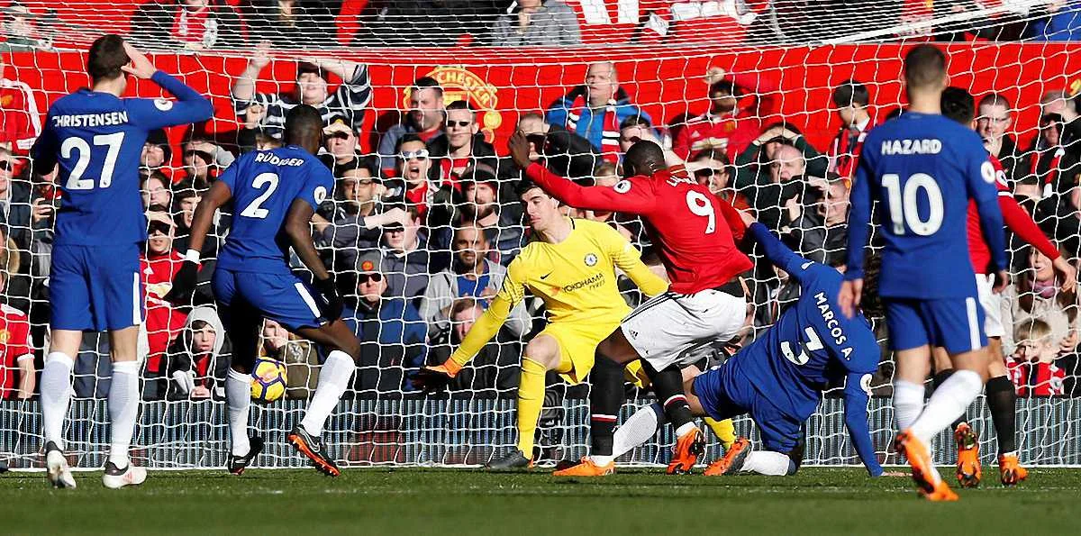 Лукаку став одним з героїв матчу / The Sun