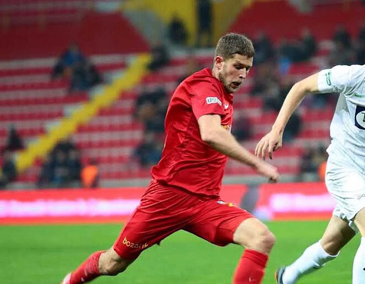 Артем Кравець / фото: офіційний сайт ФК Кайсеріспор