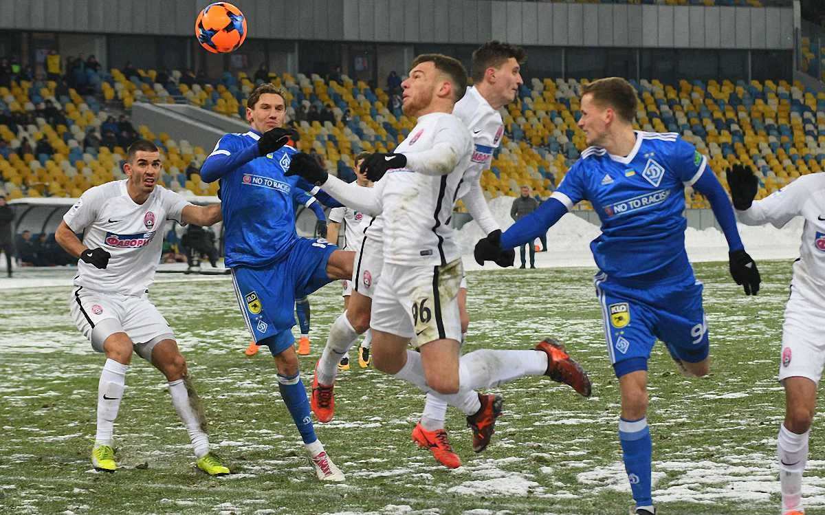 Динамо – Заря / Футбол 24