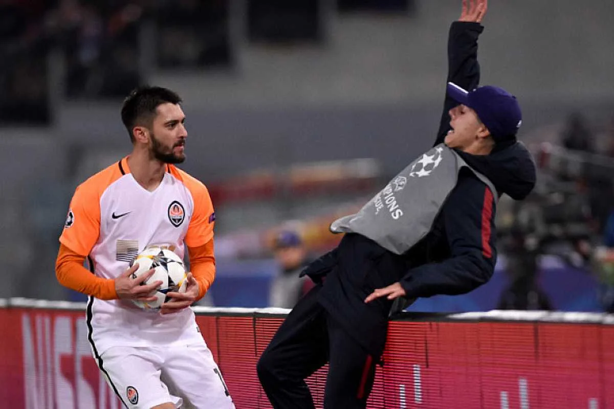 Феррейра штовхнув Маттео Канчелльєрі / LGDS