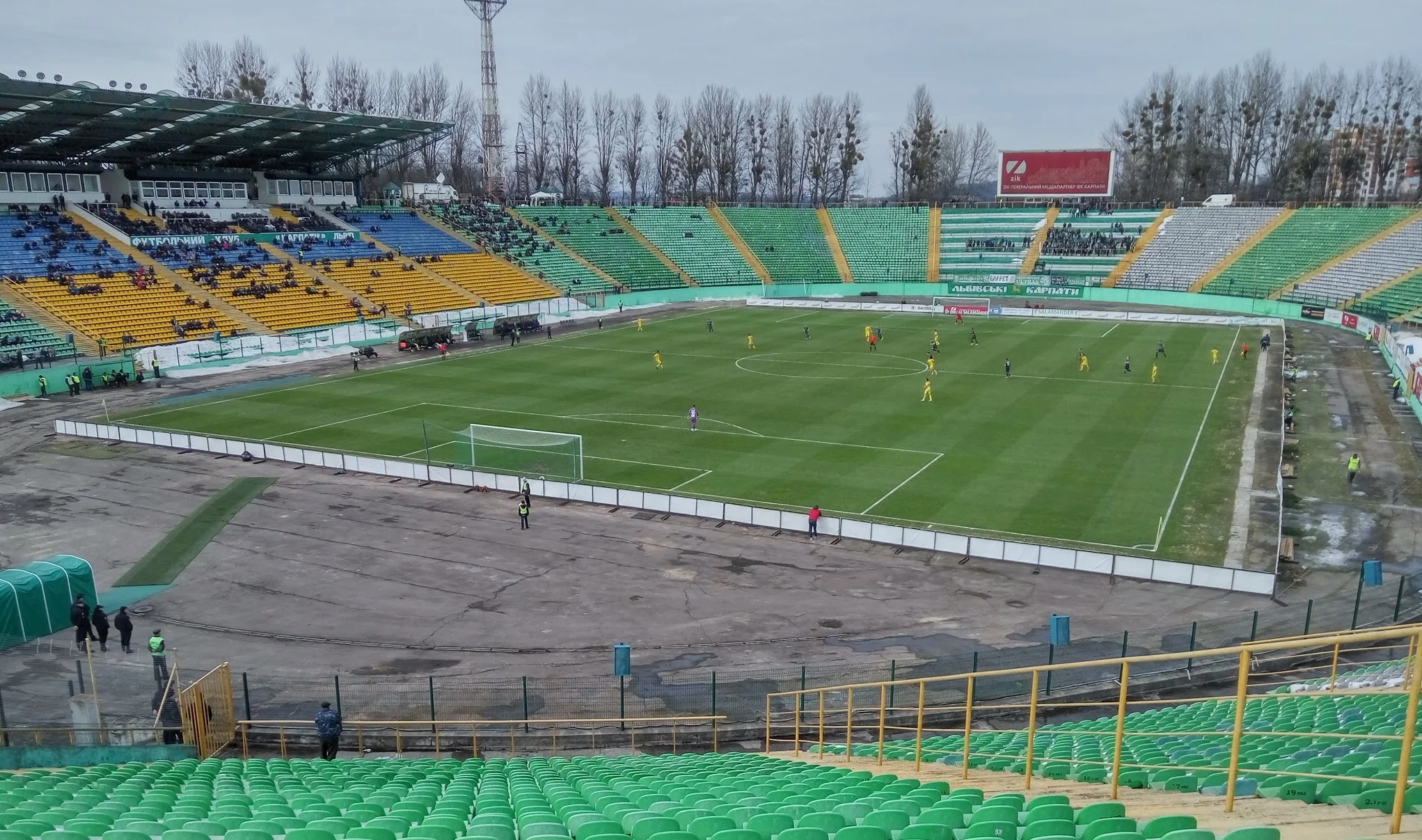Стадіон "Україна" під час матчу Карпати – Олімпік / фото: Футбол 24