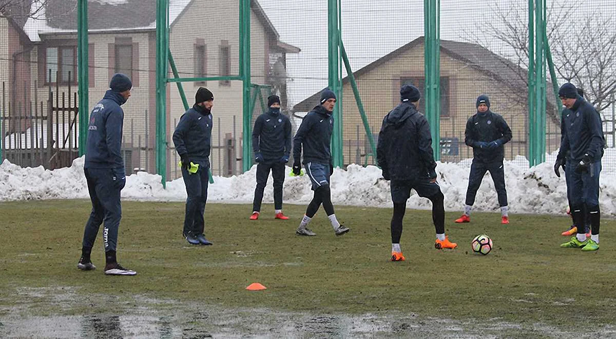 тренировка Олимпика / фото ФК Олимпик