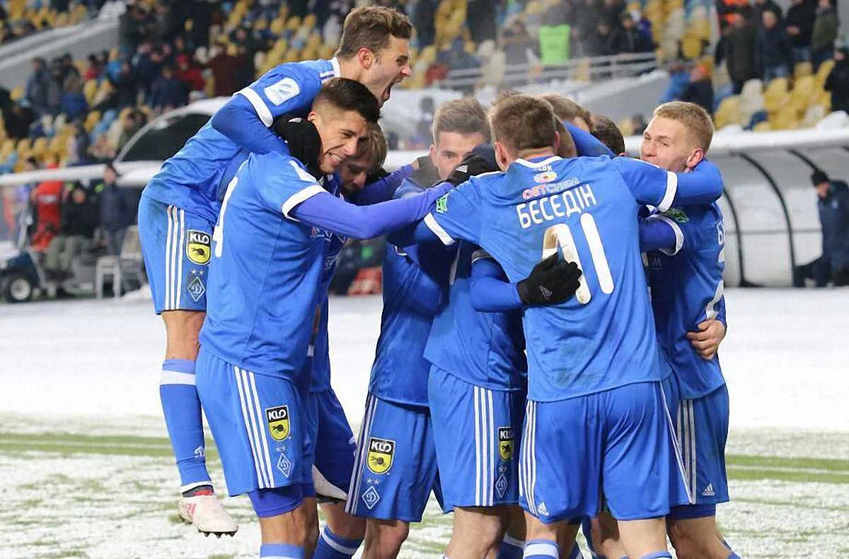 Жуніор Мораєс (зліва) покидає Динамо?