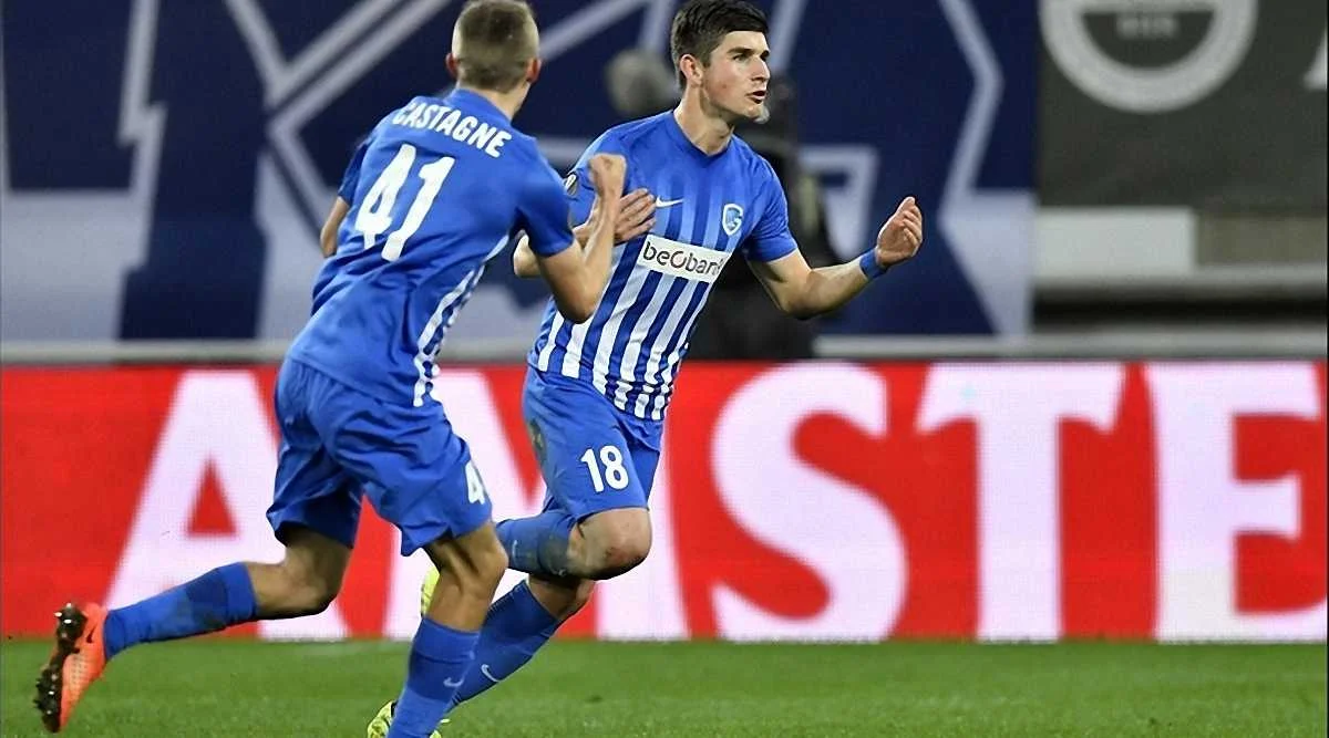 Малиновский в матче против Стандарда