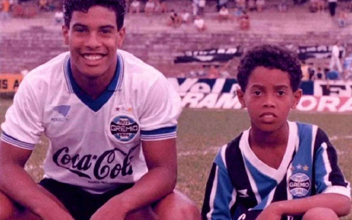 Роберто Ассис и Роналдиньо