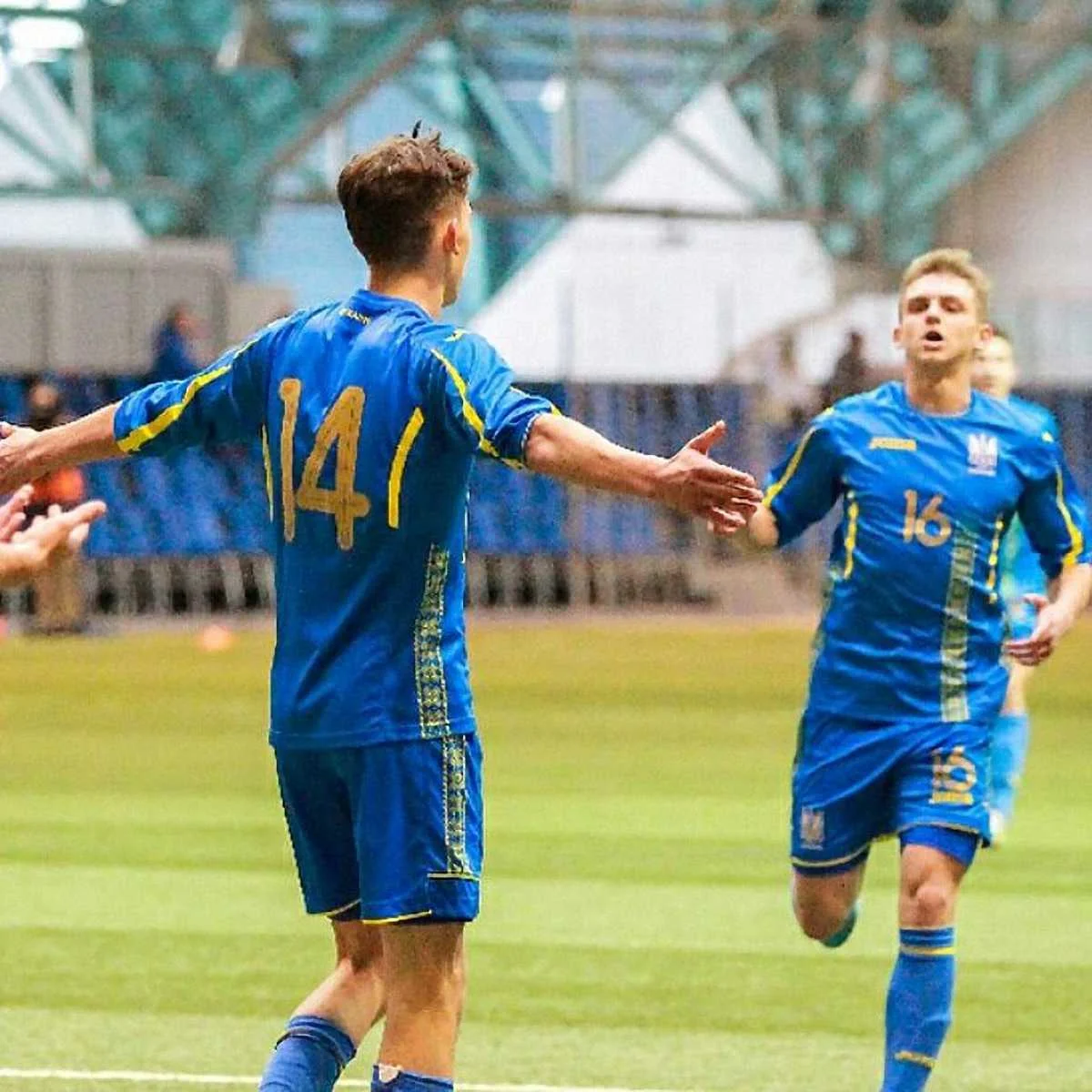 Даниил Сикан (слева) / фото ФФУ