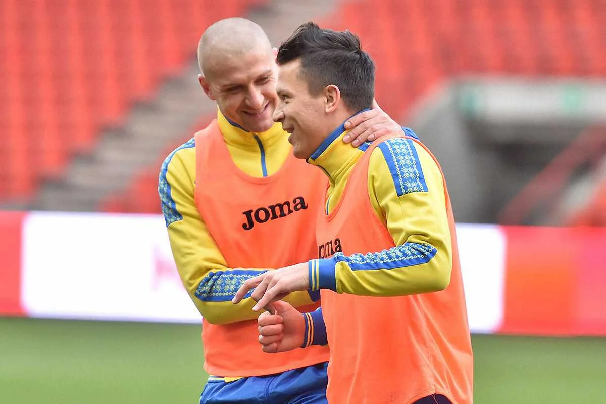 Ярослав Ракицкий и Евгений Коноплянка / фото ФФУ