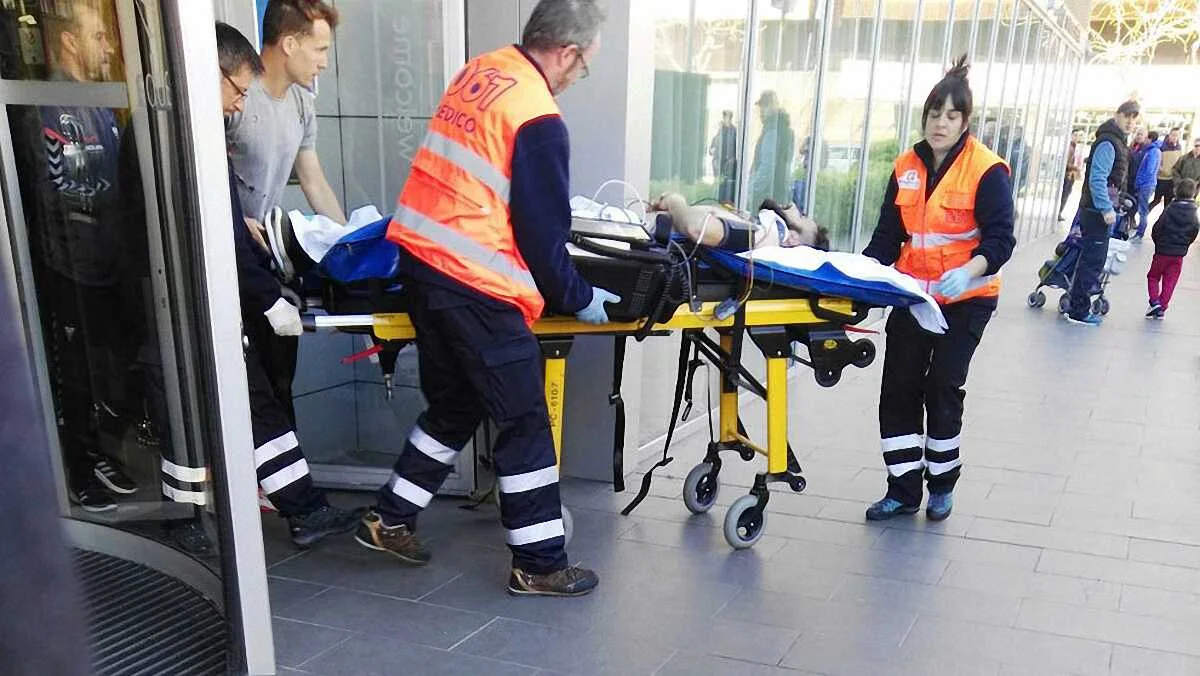 Пелайо Ново доставляют в больницу / Marca