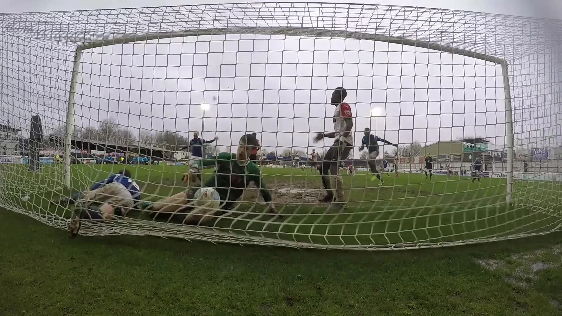 Один из самых странных голов в футболе