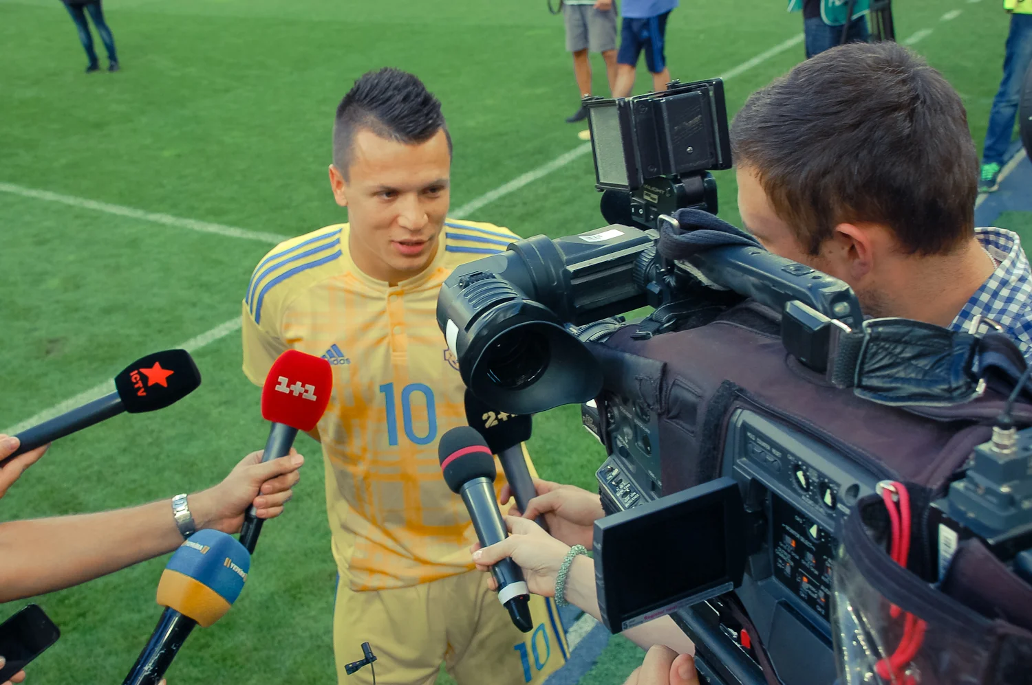 Євген Коноплянка/ Футбол 24