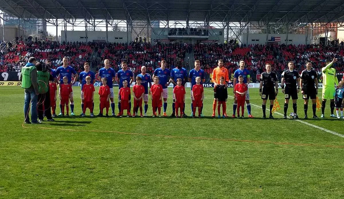 Славія з Соболем перемогла Збройовку