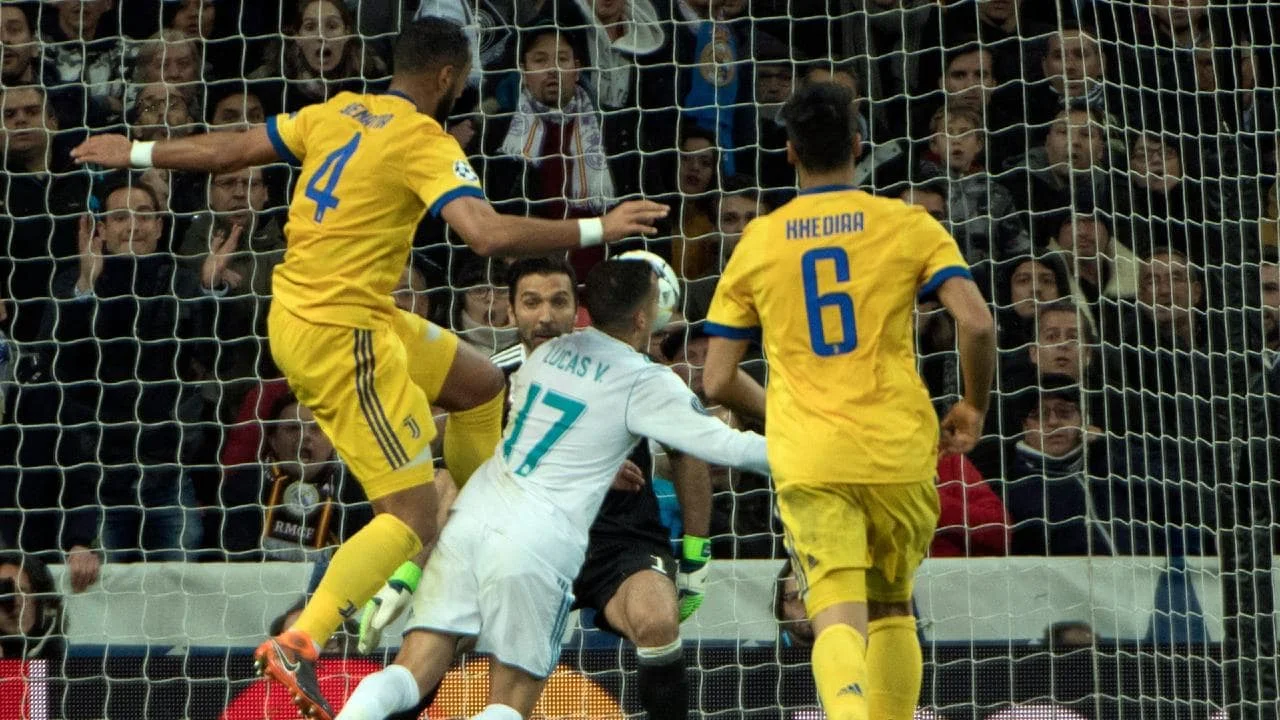 Падение Васкеса / AFP