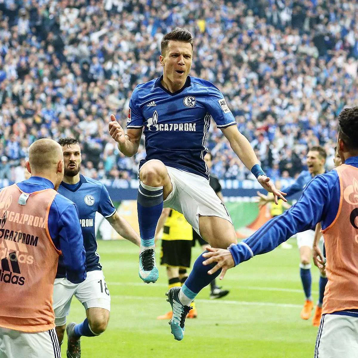 Євген Коноплянка забив перший м'яч / фото ФК Шальке