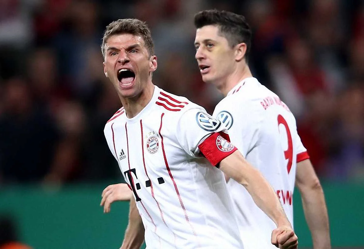 Томас Мюллєр святкує / фото: Twitter ФК Баварія