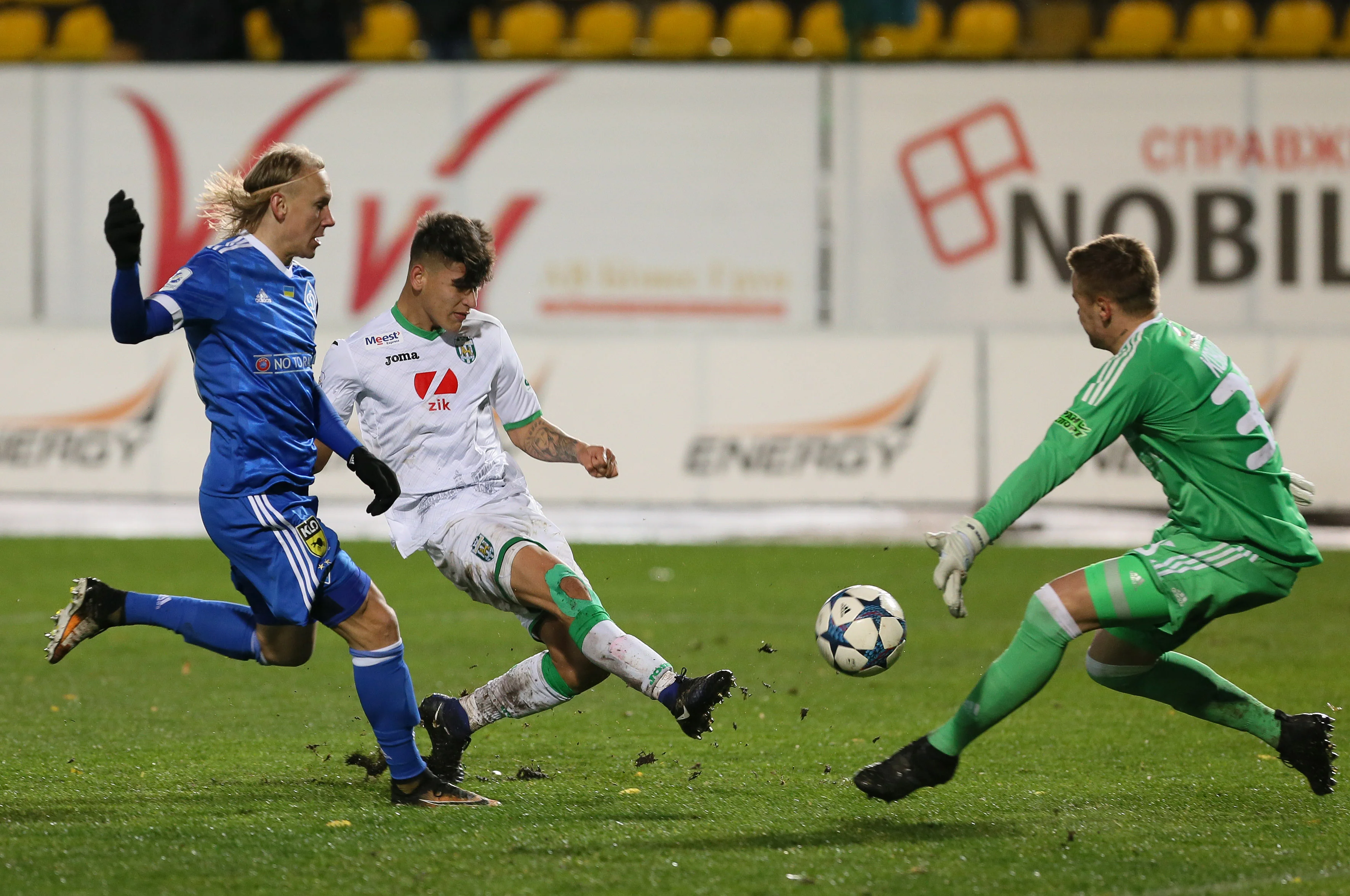 Хорхе Карраскаль (в белой форме) / фото Е. Кравса