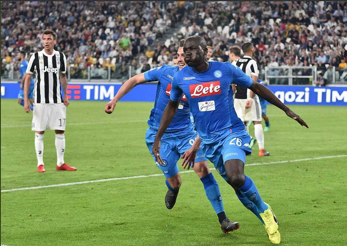 Каліду Кулібалі щойно забив переможний для Наполі м'яч / Фото: Твіттер Наполі