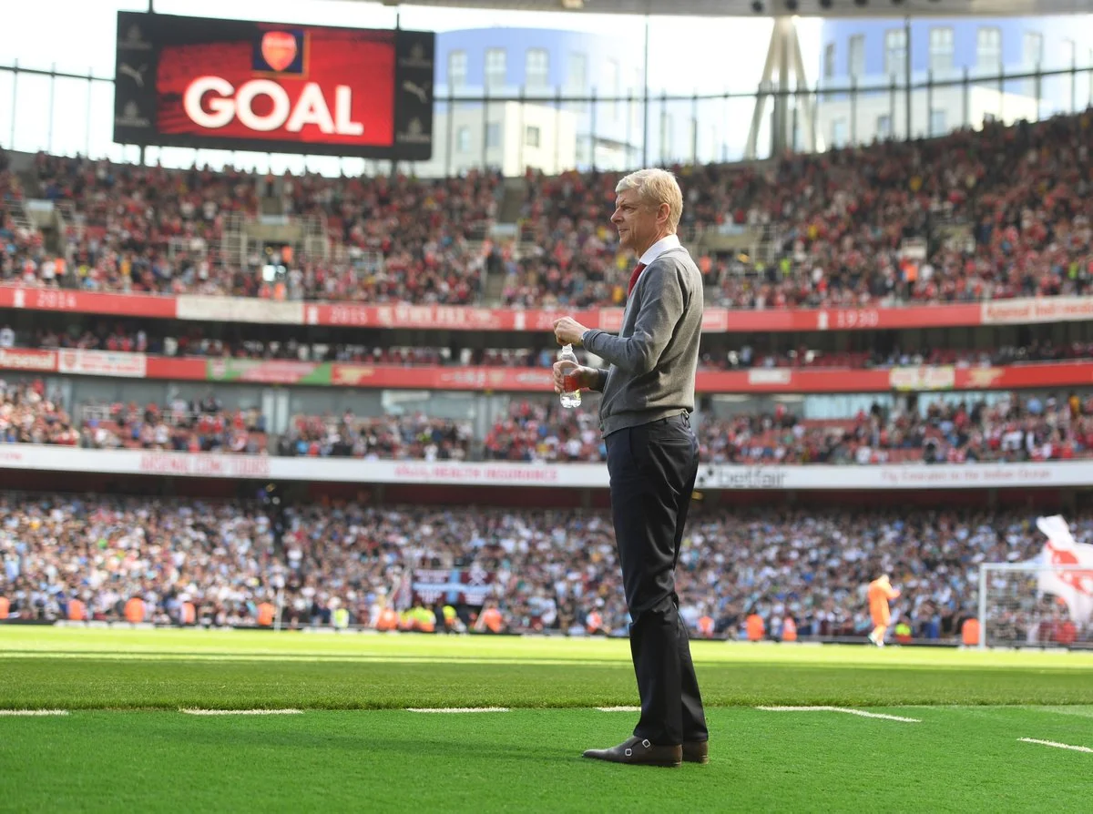 Арсен Венгер / твиттер Арсенала