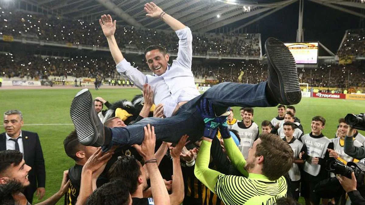 АЕК святкує чемпіонство / фото: ФК АЕК