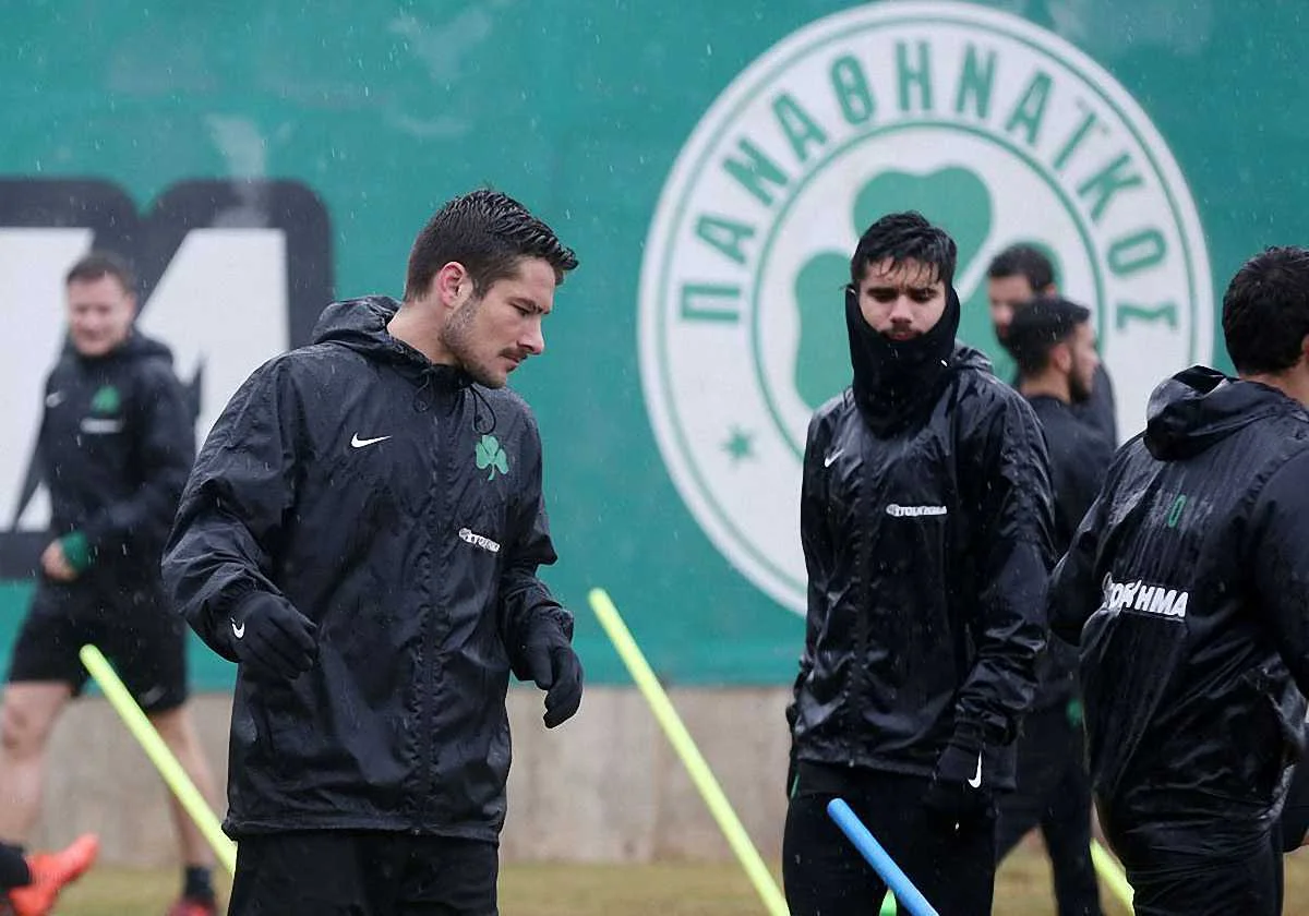 Панатінаїкос відсторонений від єврокубків