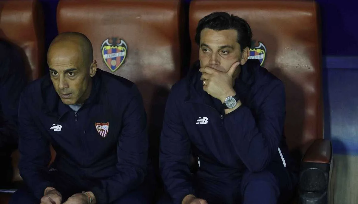 Винченцо Монтелла (справа) / твиттер Севильи