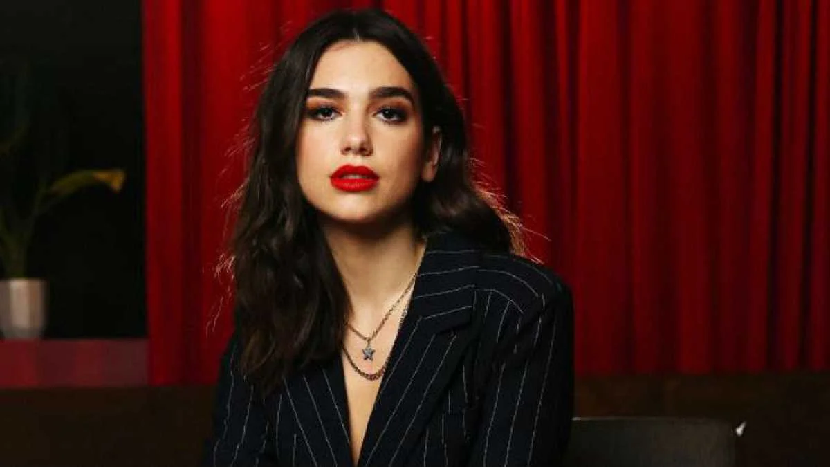 Дуа Ліпа / фото із соцмереж