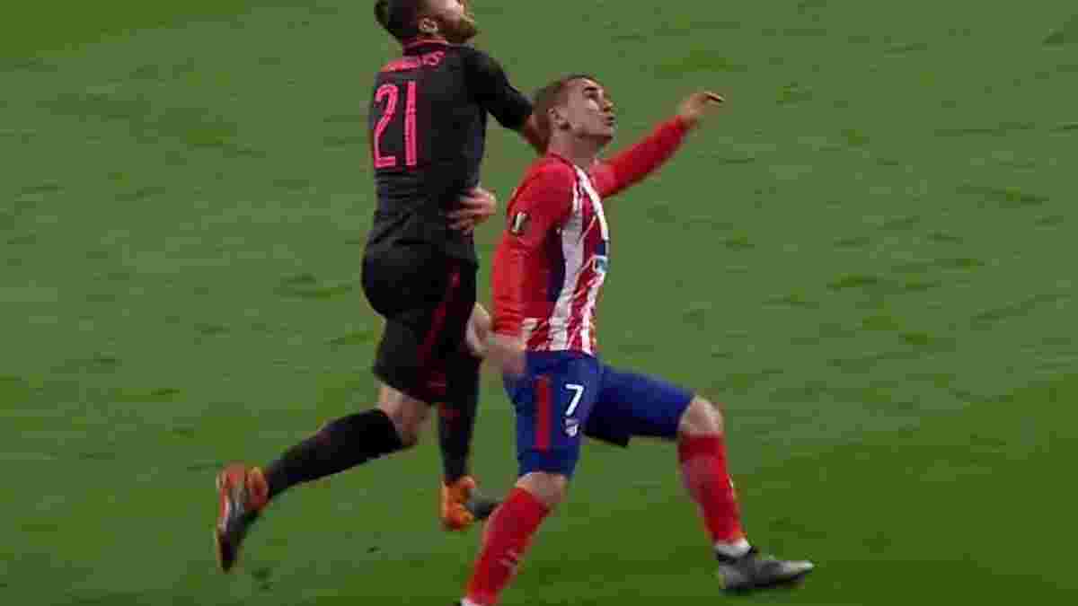 Атлетико – Арсенал: Гризманн 25 минут играл с разбитой головой, не дождавшись помощи