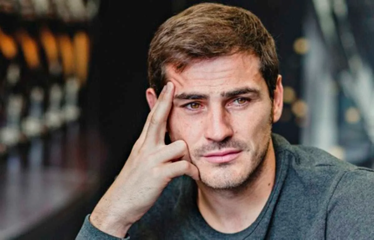 Икер Касильяс