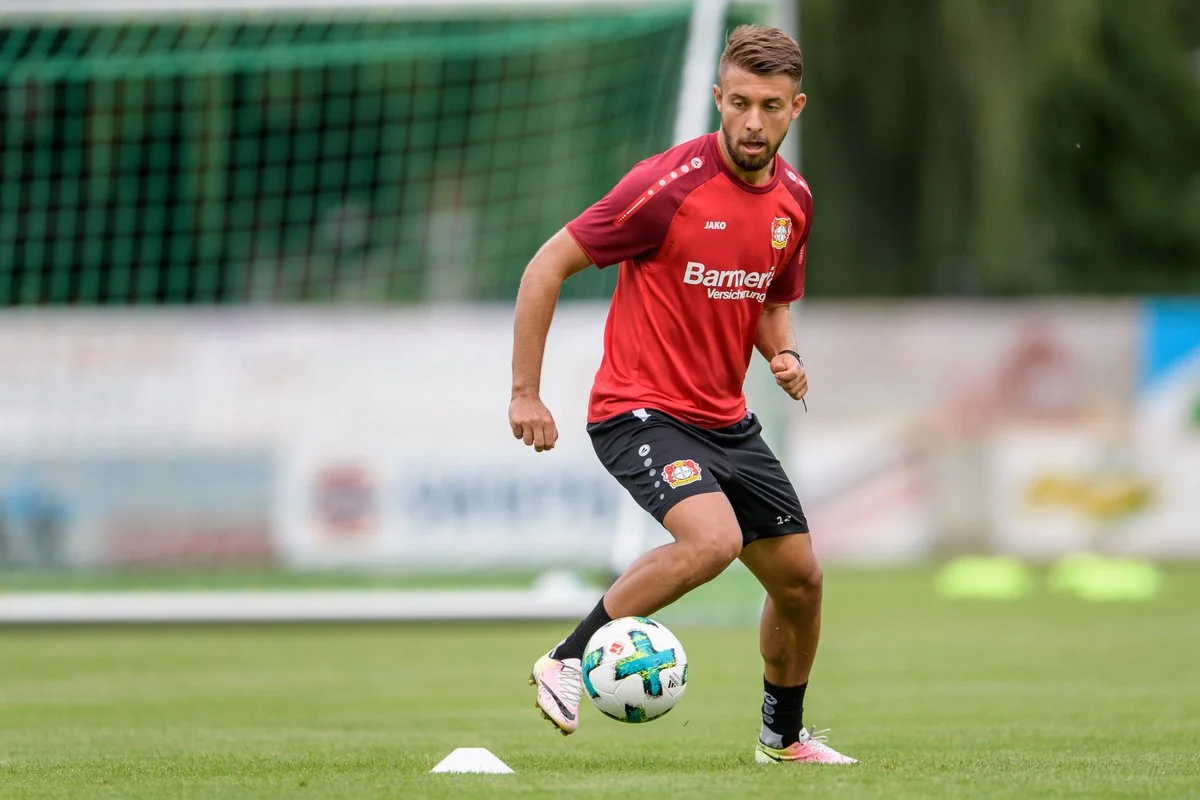 Владлен Юрченко / ФК Байер