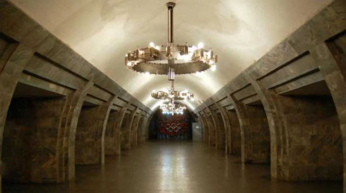 Станція метро Олімпійська / соцмережі