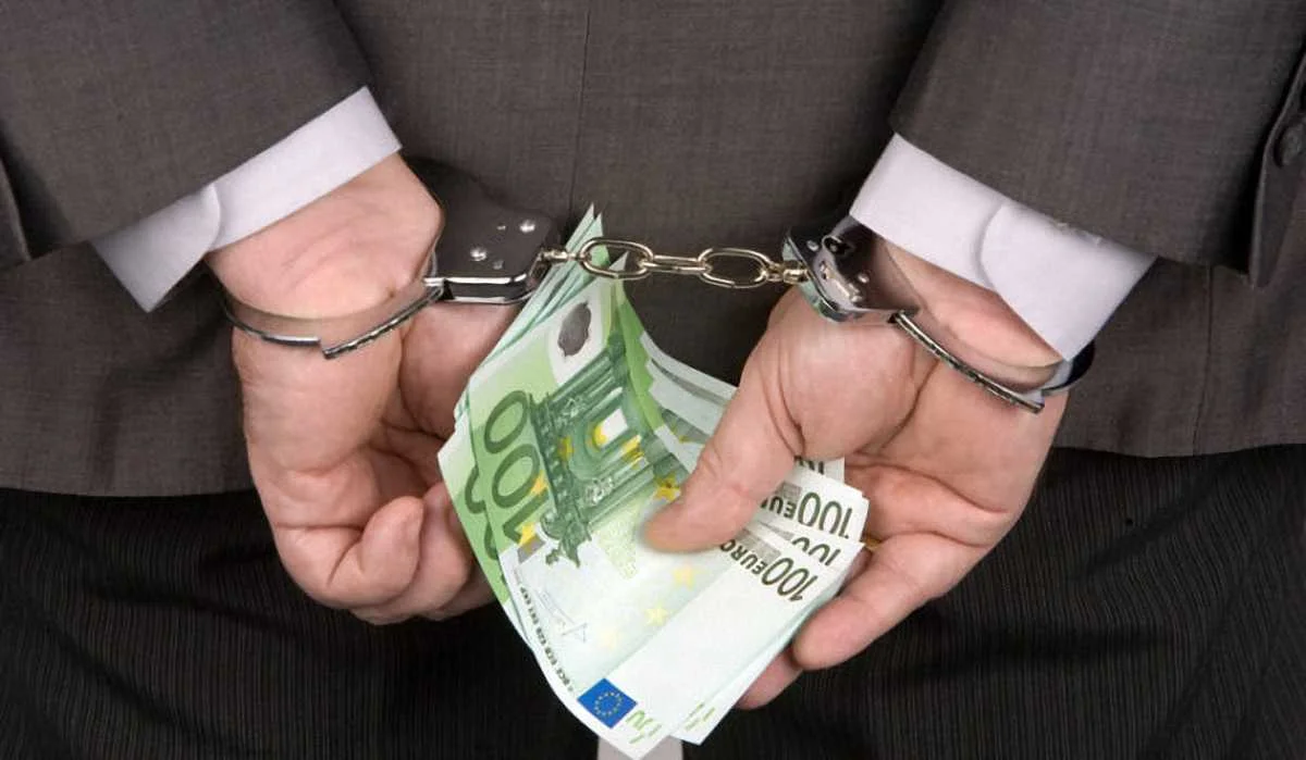 Корупція / Visegrad Post