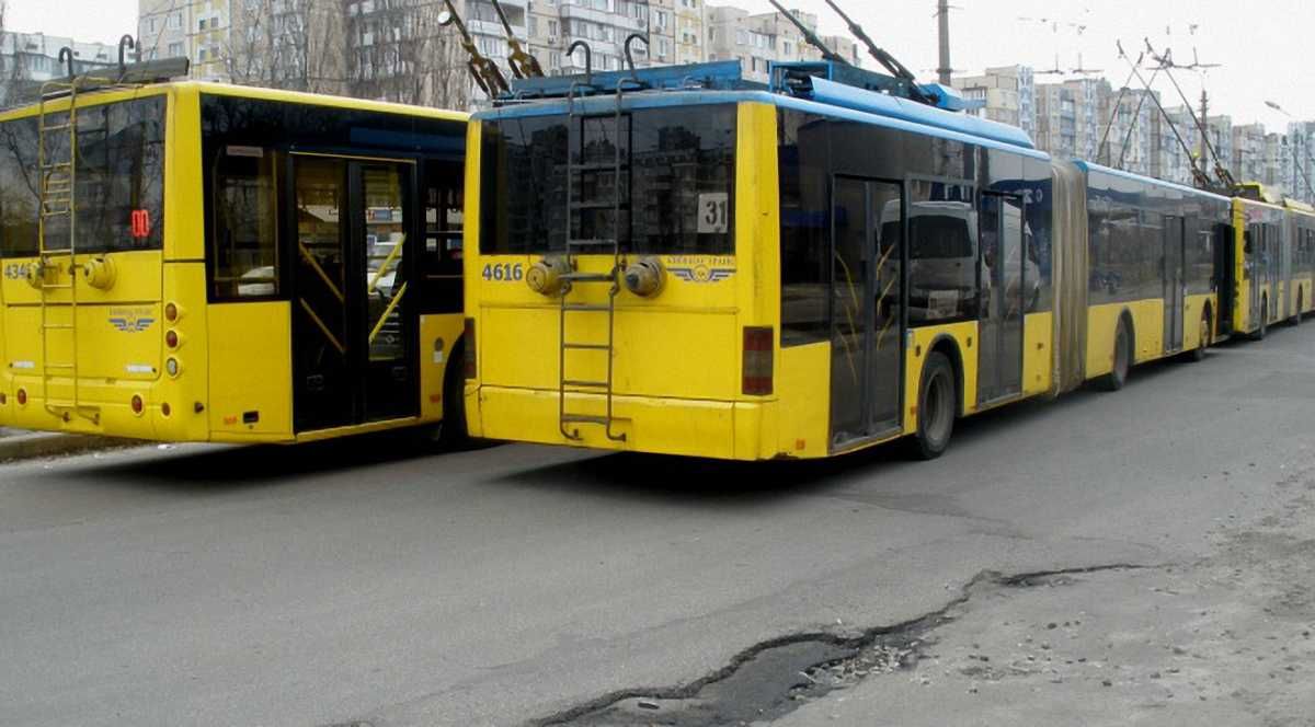 Троллейбусы Киевпастранс / Kyiv Time