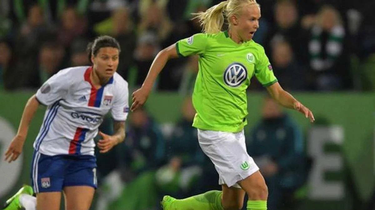 Лион – Вольфсбург / фото: УЕФА