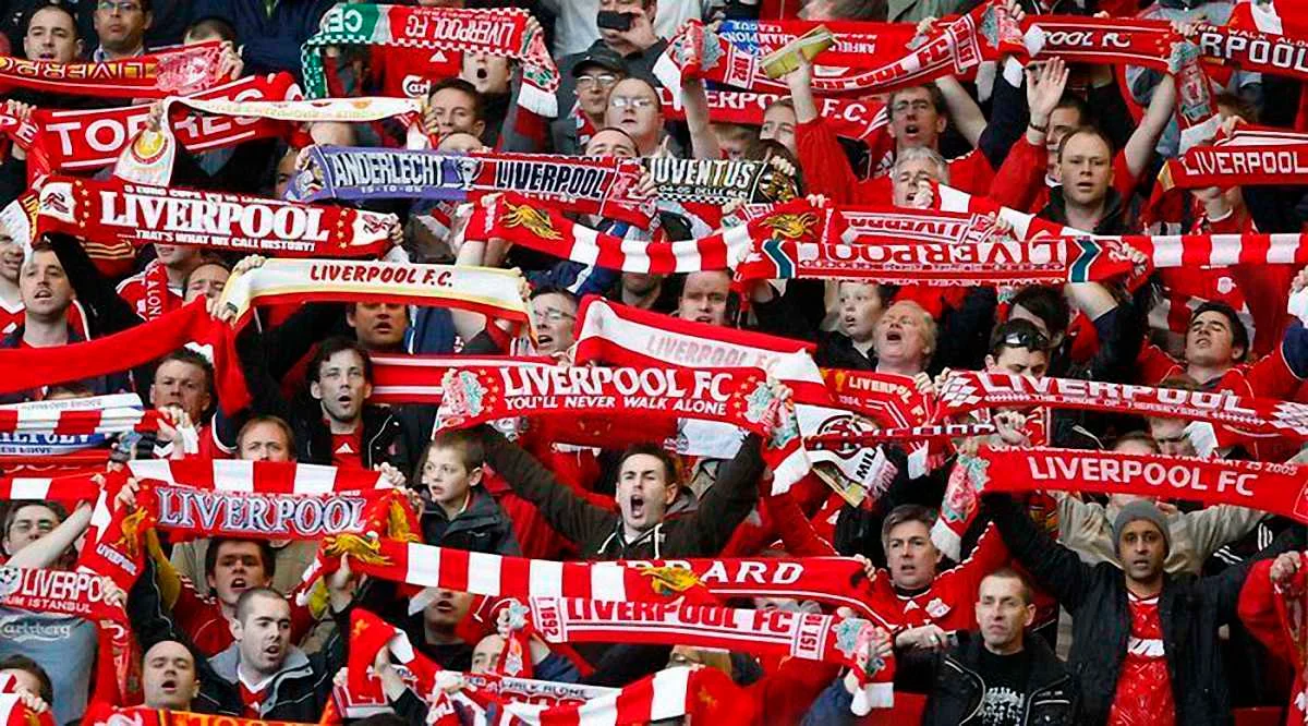 Болельщики Ливерпуля