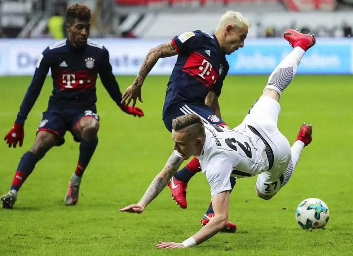 Мариус Вольф (справа) / фото EFE