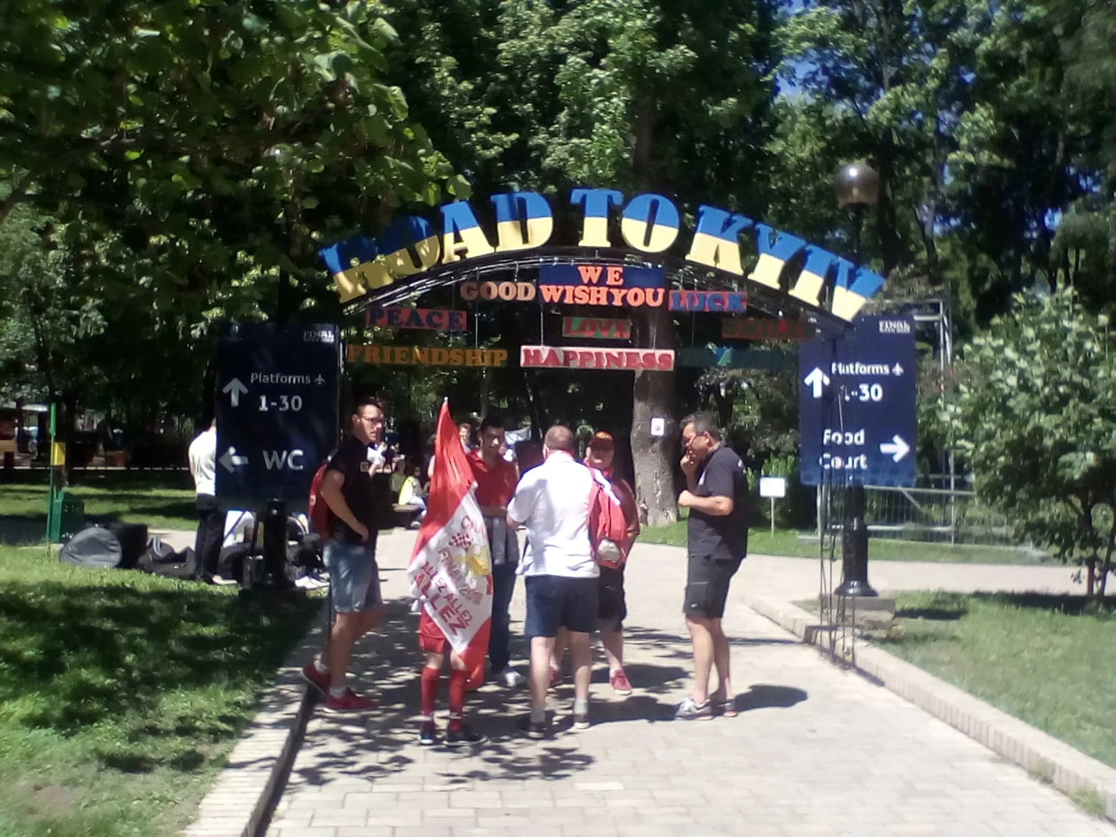 Фанаты в Киеве / Футбол 24