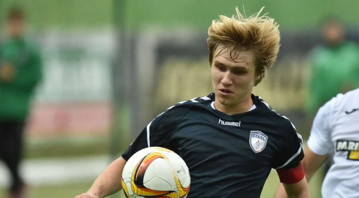 Орест Кузык / ФК Сталь