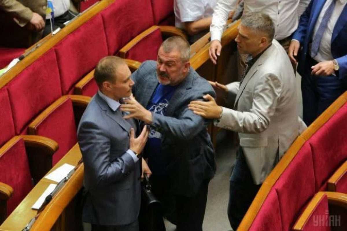 Конфликт Березы и Долженкова / Канал 24